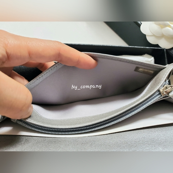 (SALE)Chanel Camellia & CC Flap Wallet Brand New - Picture 9 of 16